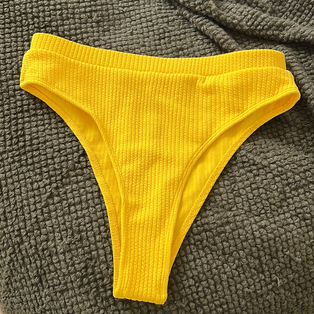 large swim suit bottoms NEVERWORN